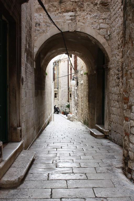 Old Town Apartment Sibenik Room photo