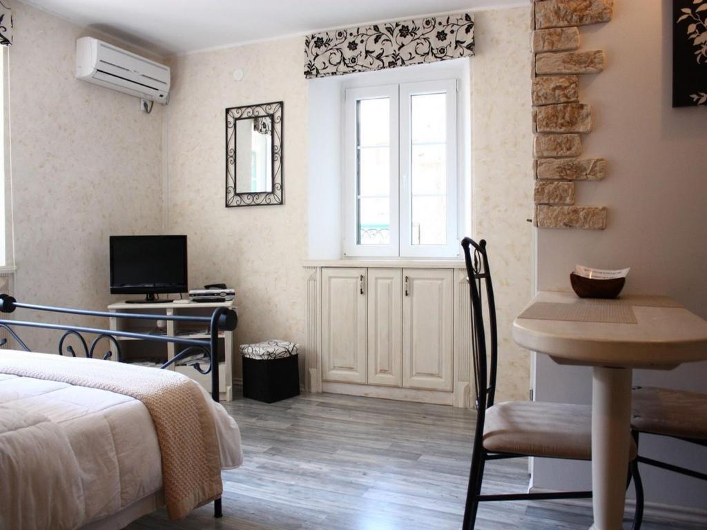 Old Town Apartment Sibenik Room photo