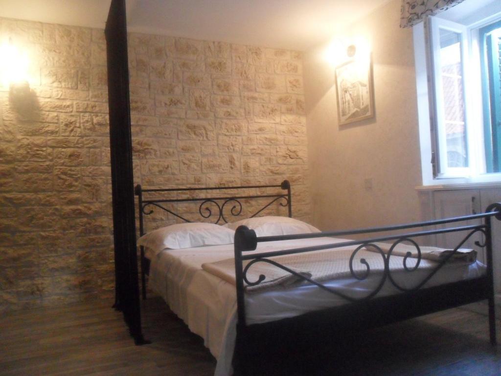 Old Town Apartment Sibenik Room photo