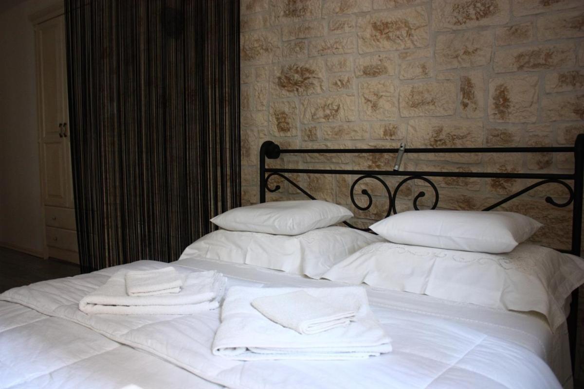 Old Town Apartment Sibenik Room photo